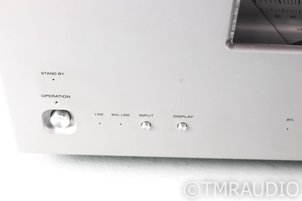 Luxman M-900u Stereo Power Amplifier; M900U; Silver