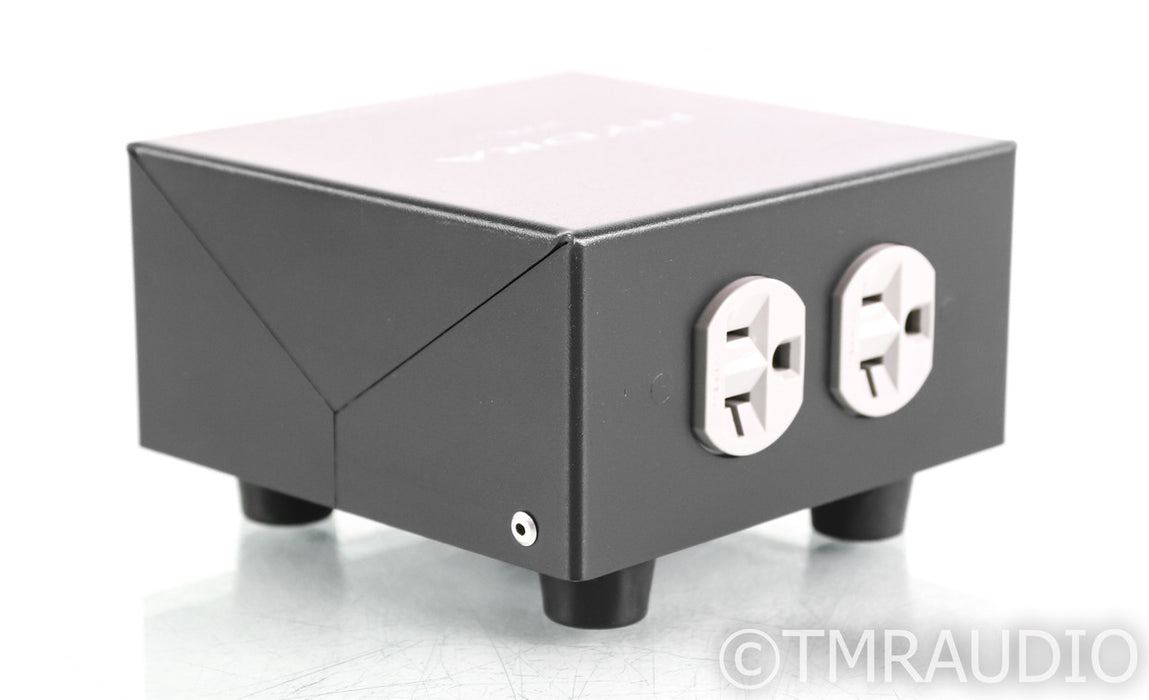 Shunyata Research Hydra Model-2 AC Power Line Conditioner