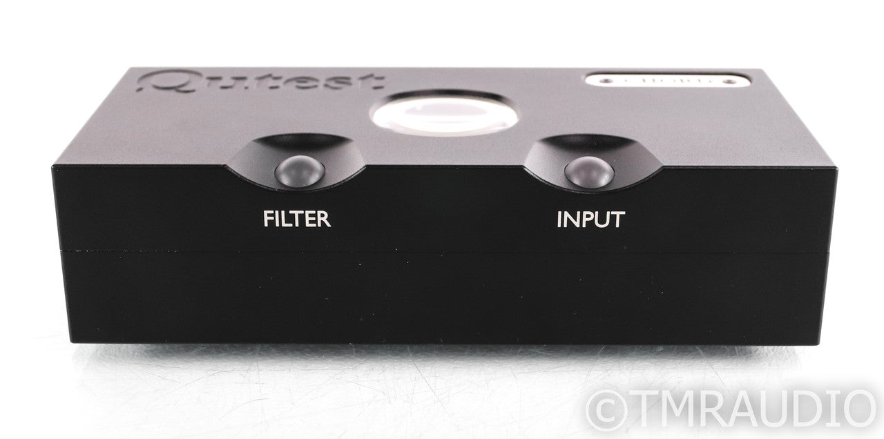 Chord Qutest DAC; iFi Power X Linear Power Supply; D/A Converter