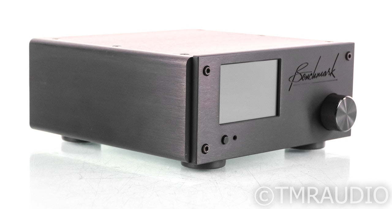 Benchmark LA4 Stereo Preamplifier; LA-4; Remote; Black