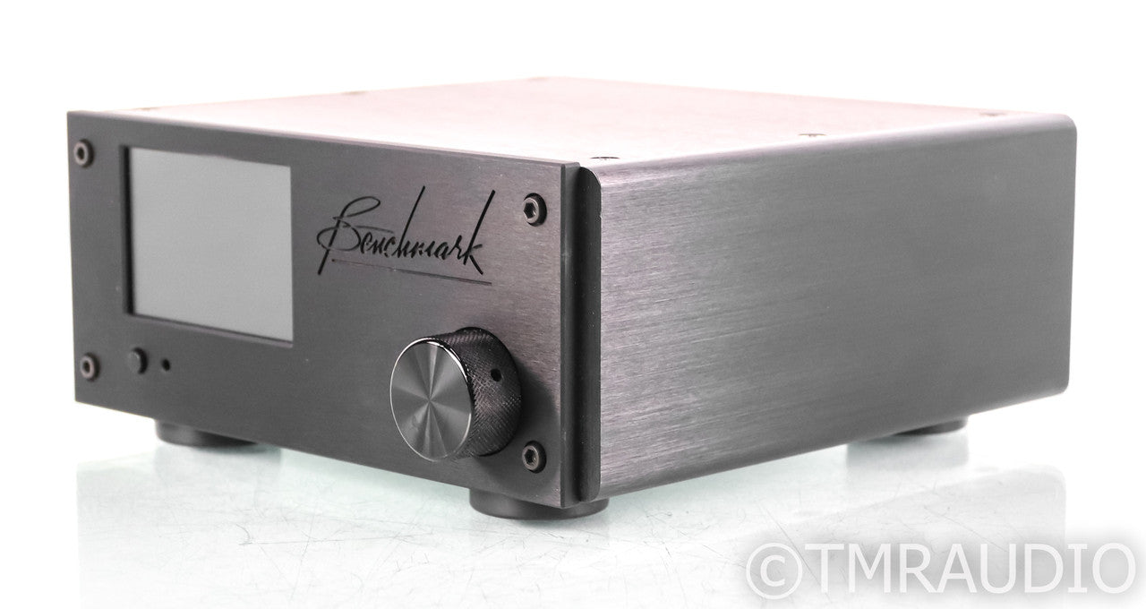 Benchmark LA4 Stereo Preamplifier; LA-4; Remote; Black