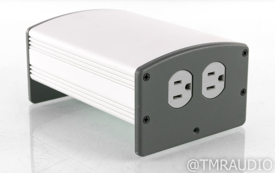 PS Audio Ultimate Outlet AC Power Line Conditioner; High Current; 15A (1/0)
