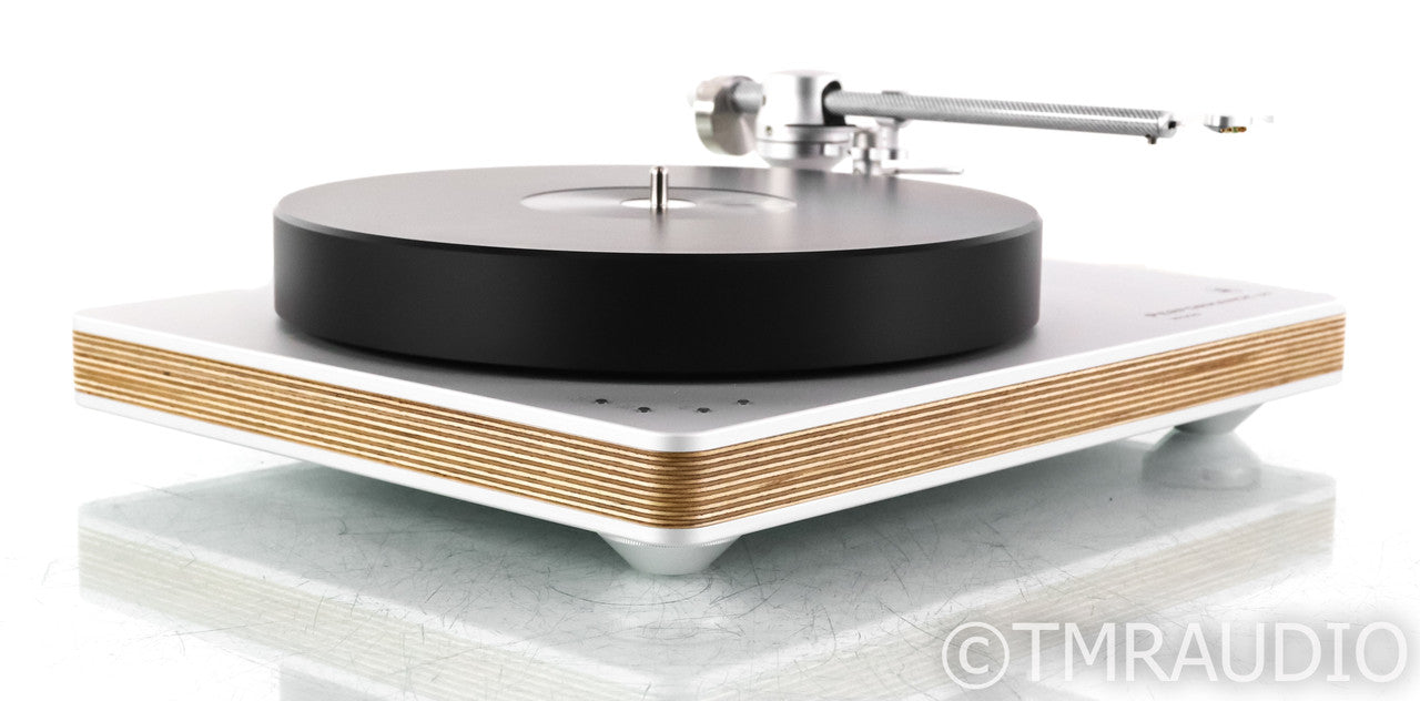 Clearaudio Performance DC Wood Belt Drive Turntable; Tracer Tonearm; Silver