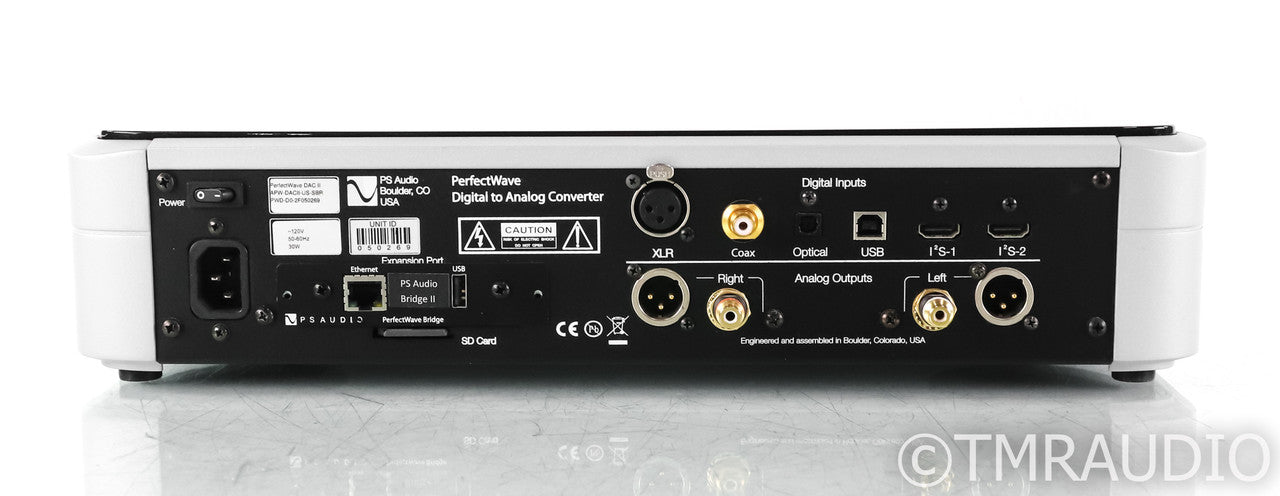 PS Audio PerfectWave DirectStream DAC; D/A Converter; DSD; Silver; Remote (Used)