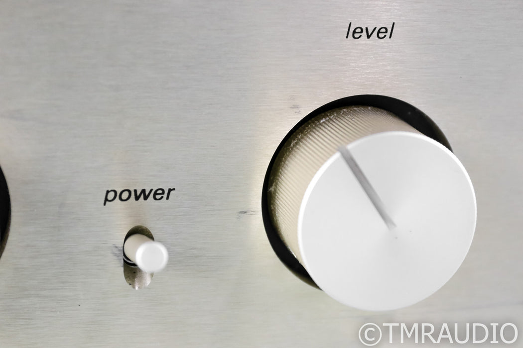 Conrad Johnson PV-12 Stereo Tube Preamplifier; PV12