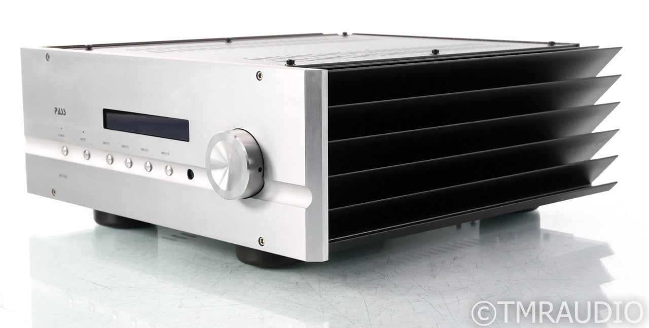 Pass Labs INT-150 Stereo Integrated Amplifier; INT150; Remote
