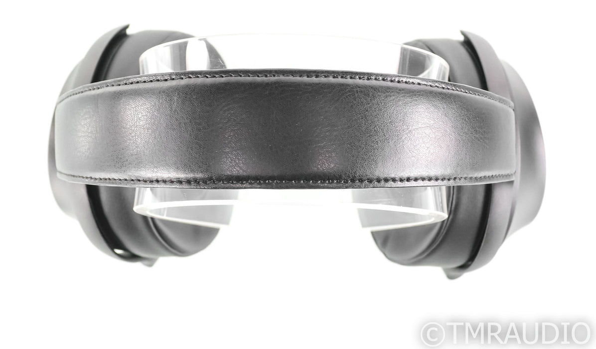 Sony MDR-Z7M2 Closed Back Headphones; MDRZ7M2