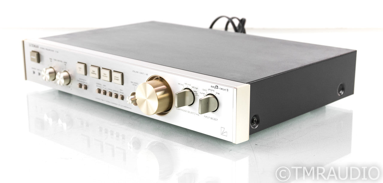 Luxman C-02 Vintage Stereo Preamplifier; C 02; MM / MC Phono