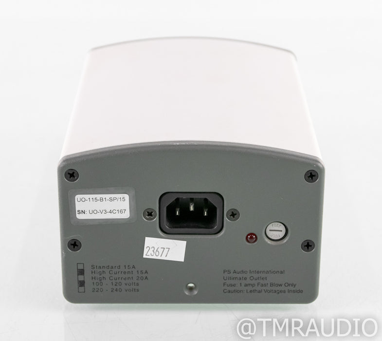 PS Audio Ultimate Outlet AC Power Line Conditioner; High Current; 15A (1/0)