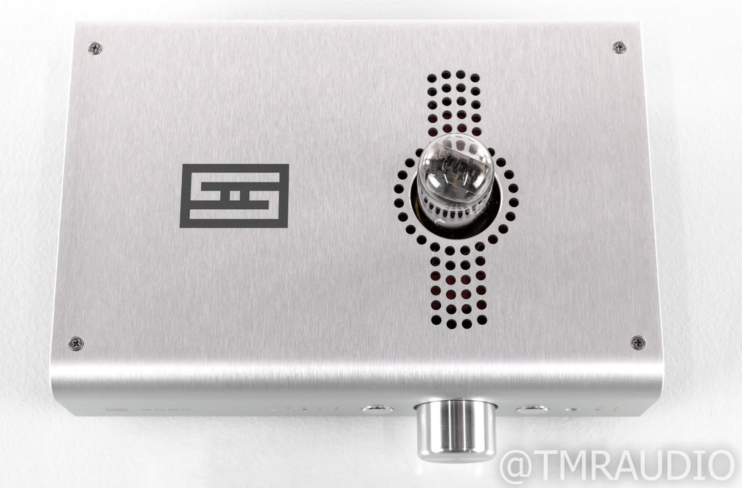 Schiit Saga Tube Hybrid Stereo Preamplifier; Remote