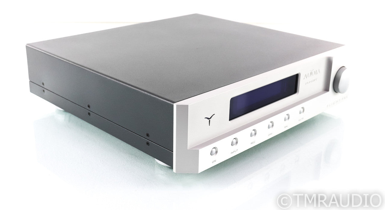 Audia Flight Pre Stereo Preamplifier; Silver; Remote