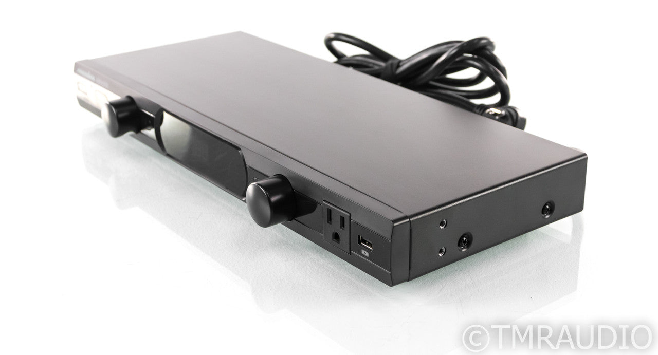 Panamax MR4300 AC Power Line Conditioner; MR-4300