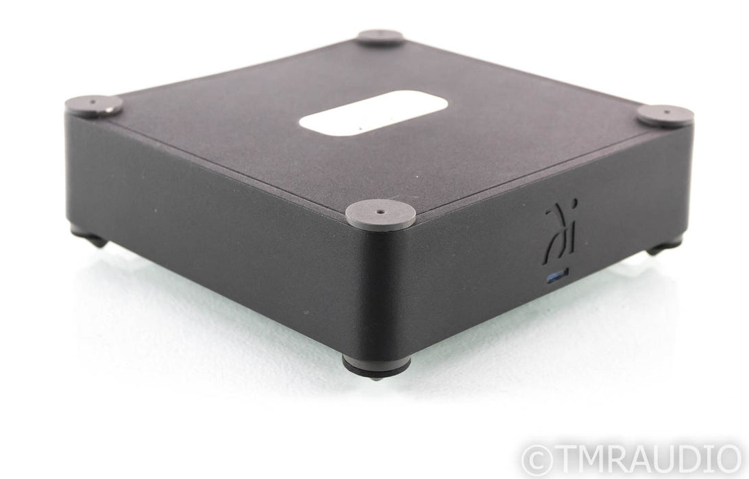 Wadia 171i Transport iPod Dock; Remote