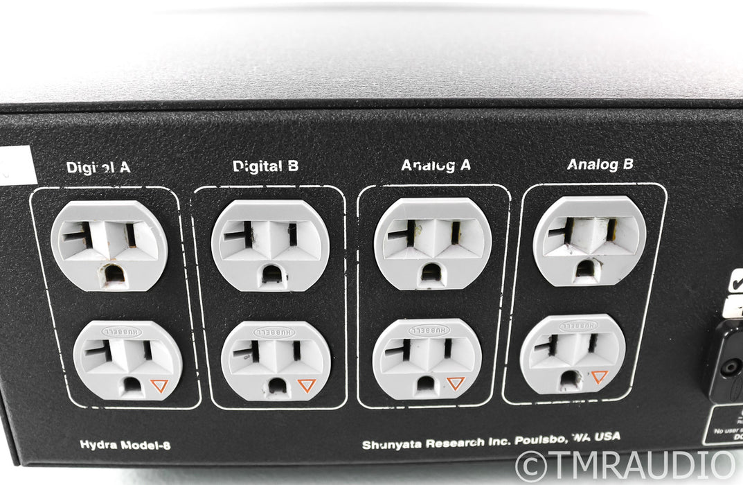 Shunyata Hydra Model 8 AC Power Line Conditioner; 20A