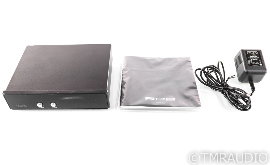 Rega RP8 Turntable; RP-8; Black; Apheta 2 MC Cartridge