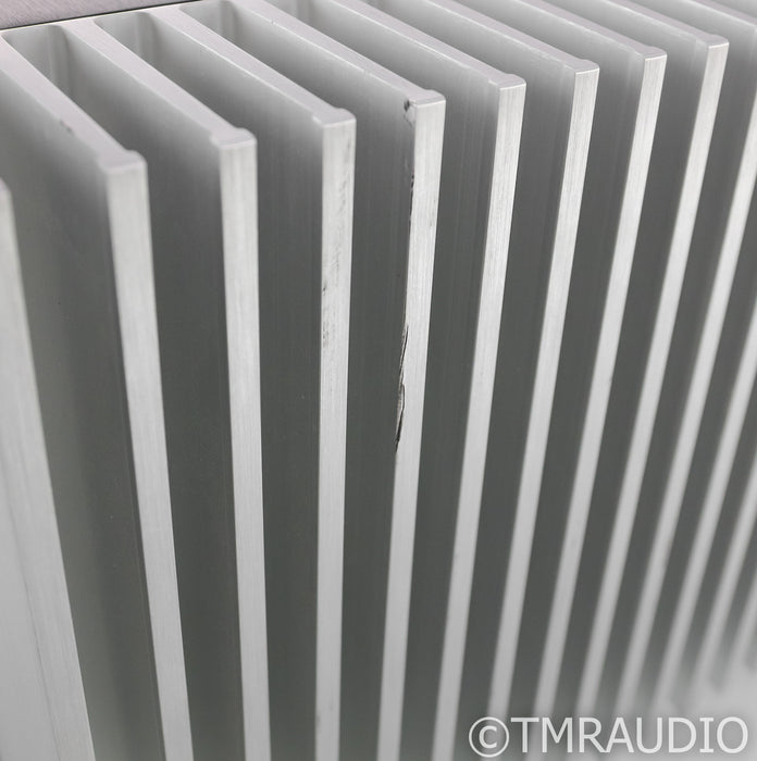 Classe CA-5200 5 Channel Power Amplifier; CA5200