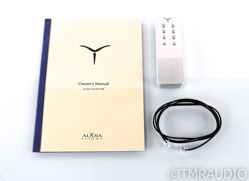 Audia Flight Pre Stereo Preamplifier; Silver; Remote