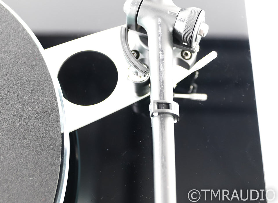 Rega Planar 3 Turntable; P3; AS-IS (Damaged)