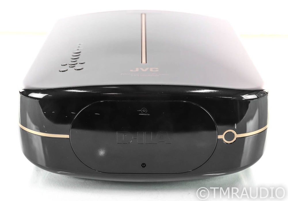 JVC DLA-RS15-U Projector w/ Ceiling Mount