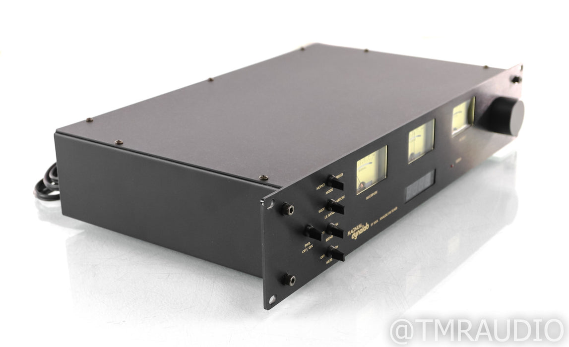 Magnum Dynalab FT-101A Vintage FM Tuner; FT101A (1/2)