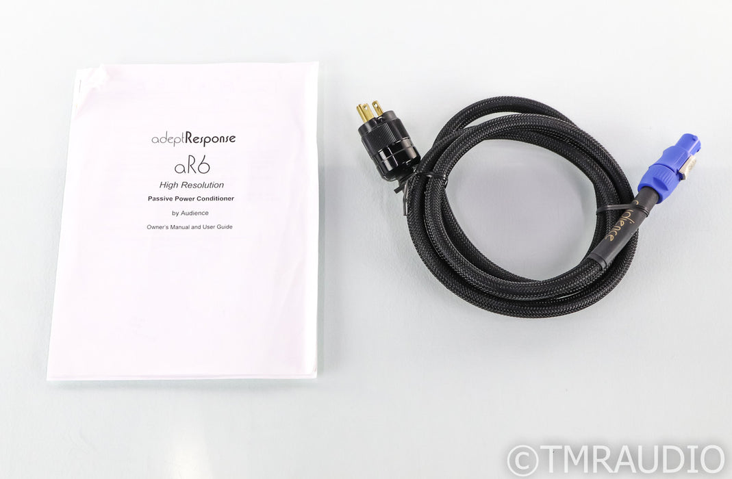 Audience Adept Response aR6 AC Power Line Conditioner; aR-6