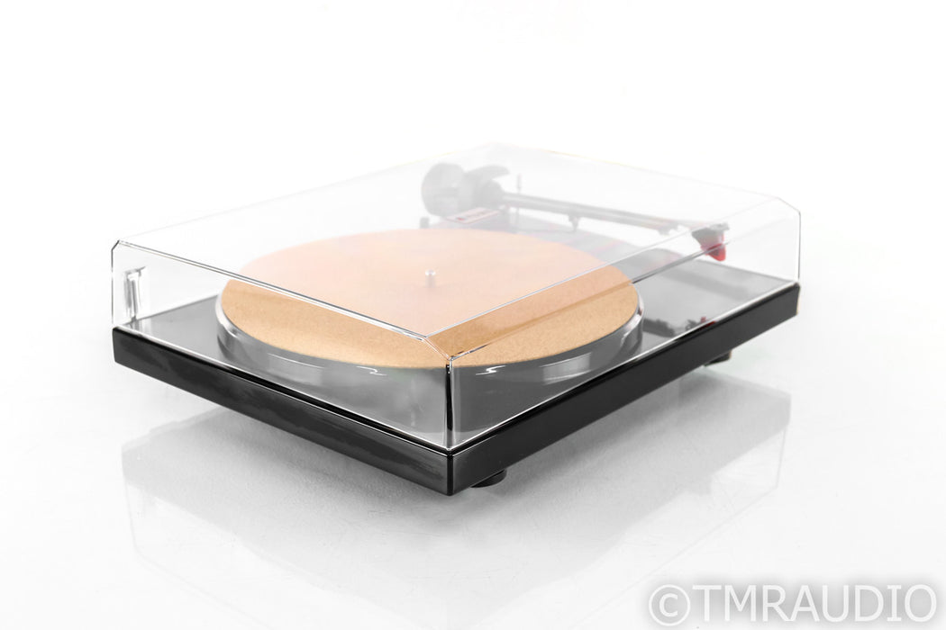 Pro-Ject 1-Xpression Carbon Belt Drive Turntable; Ortofon 2M Red MM Cartridge