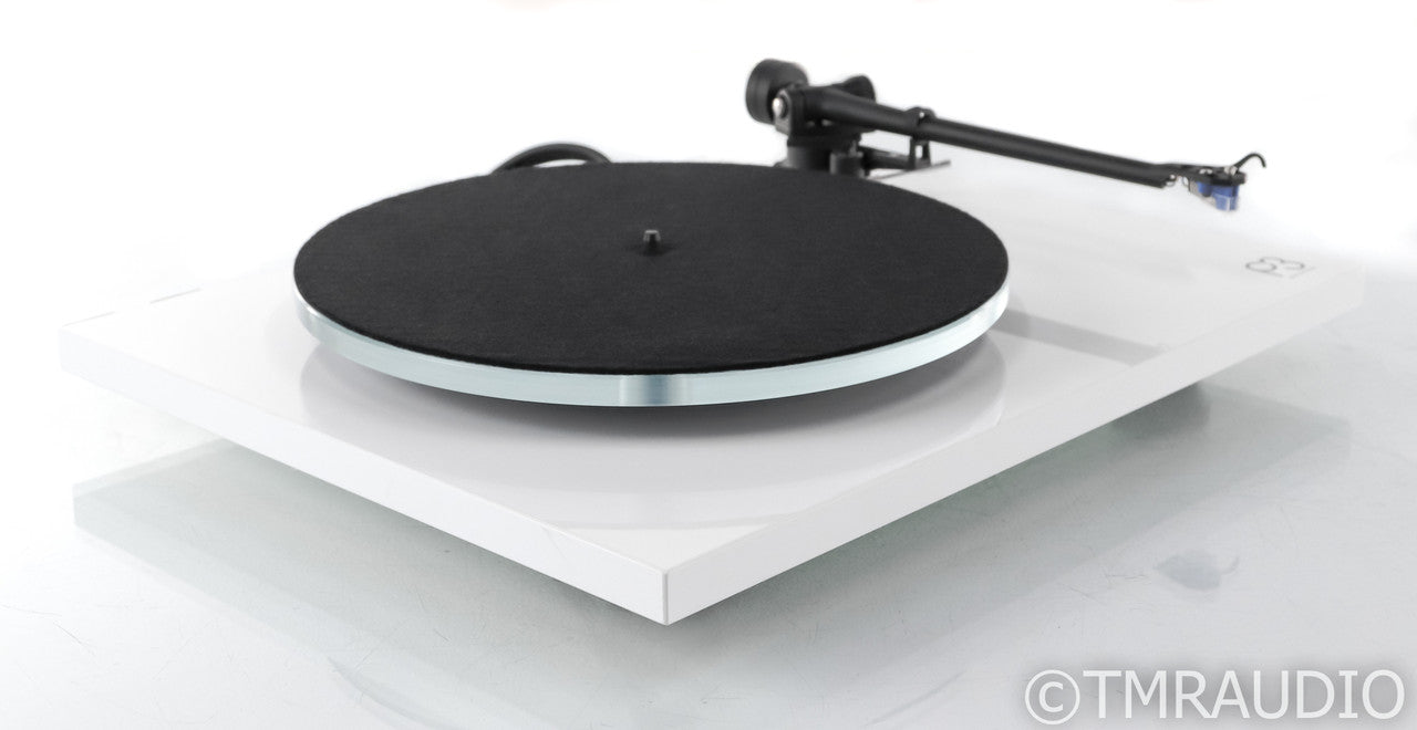Rega P3 Planar 3 Turntable; PL-3; Elys 2 Cartridge; White (Demo w/ Warranty)