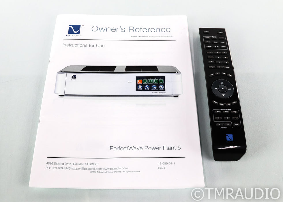 PS Audio PerfectWave Power Plant 5 Power Conditioner; AC Line Regenerator; P5