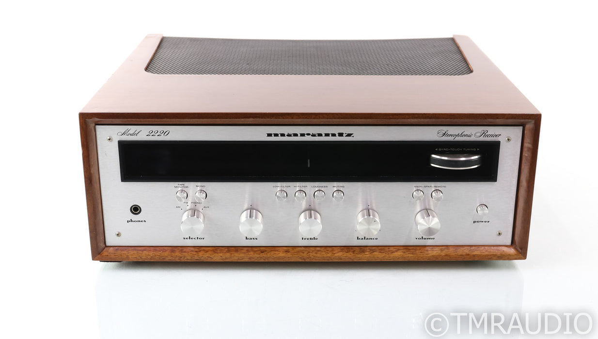 Marantz Model 2220c Vintage Stereo Receiver; Walnut Case; MM Phono