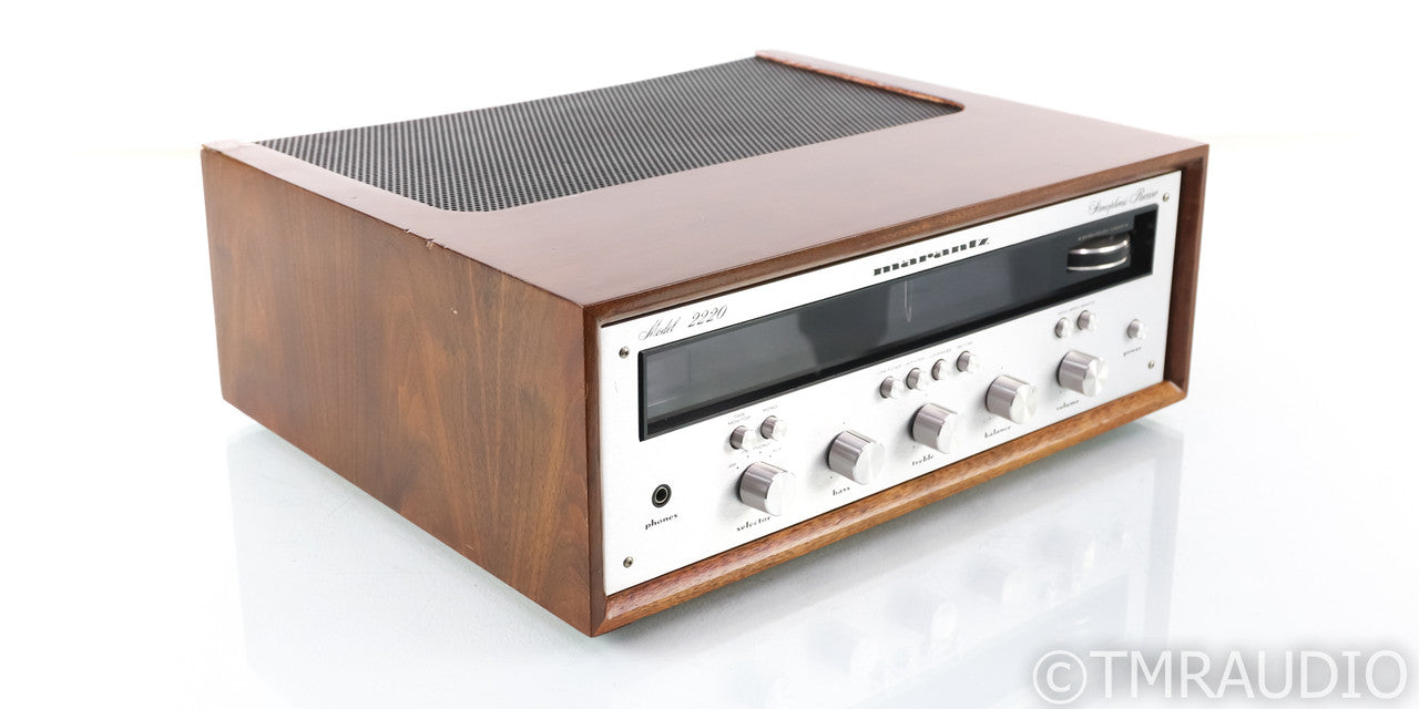 Marantz Model 2220c Vintage Stereo Receiver; Walnut Case; MM Phono