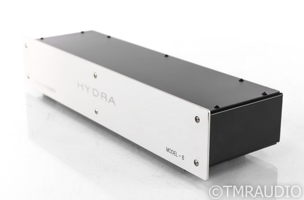 Shunyata Research Hydra Model-6 AC Power Line Conditioner; Diamondback cable