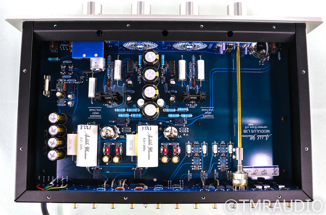 Audible Illusions Modulus L3B Stereo Tube Preamplifier; Remote