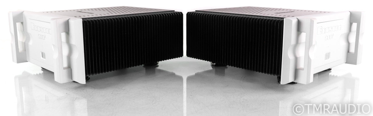 Bryston 28B3 Mono Power Amplifier; Silver Pair; 28-B3; 19" Faceplate