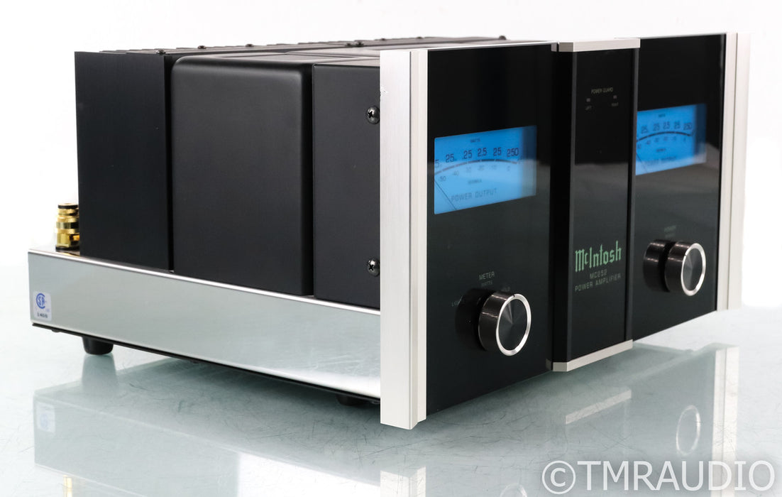 McIntosh MC252 Stereo Power Amplifier; MC-252