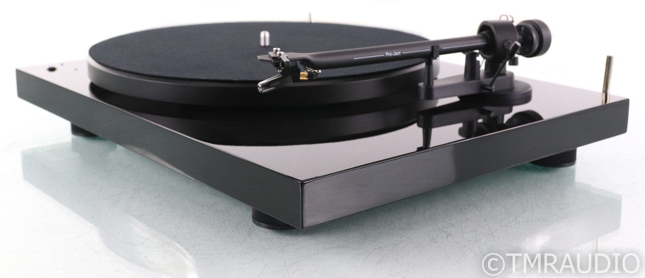 Pro-Ject Debut Recordmaster Belt Drive Turntable; Piano Black; Ortofon OM10