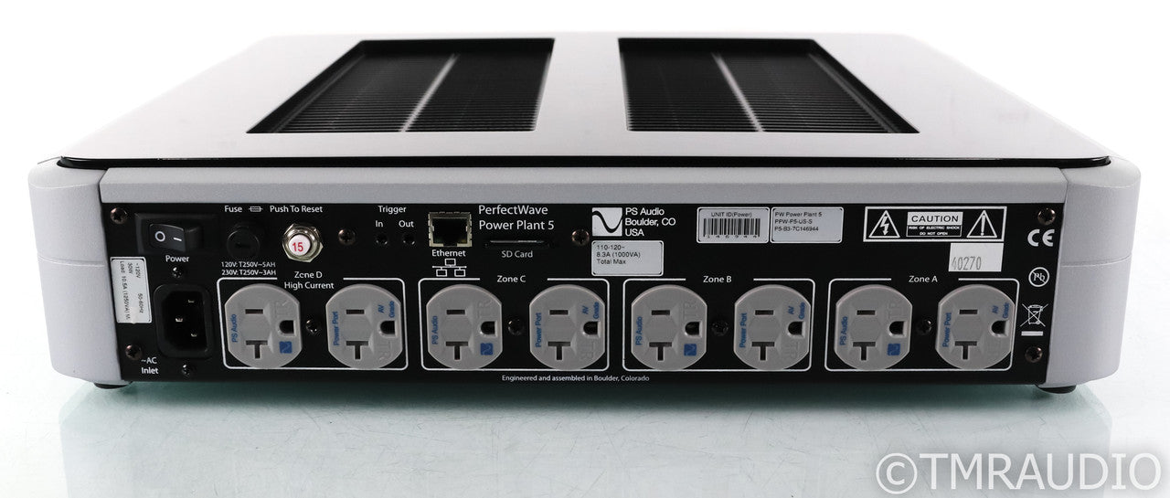 PS Audio PerfectWave Power Plant 5 AC Power Conditioner; Remote; Silver; P5