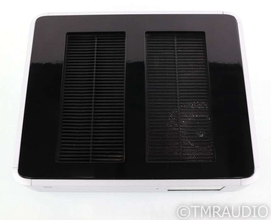 PS Audio PerfectWave Power Plant 5 AC Power Conditioner; Remote; Silver; P5