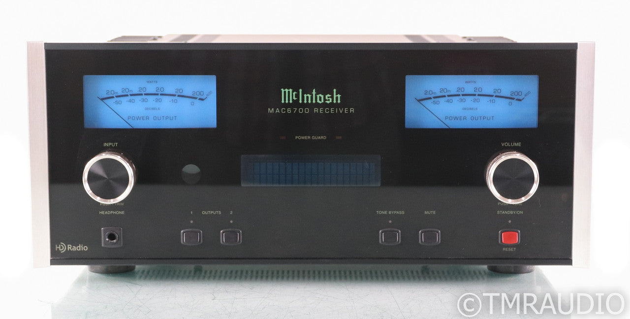 Macintosh MAC6700 Stereo Integrated Amplifier; Black; Remote