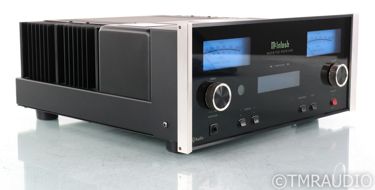 Macintosh MAC6700 Stereo Integrated Amplifier; Black; Remote