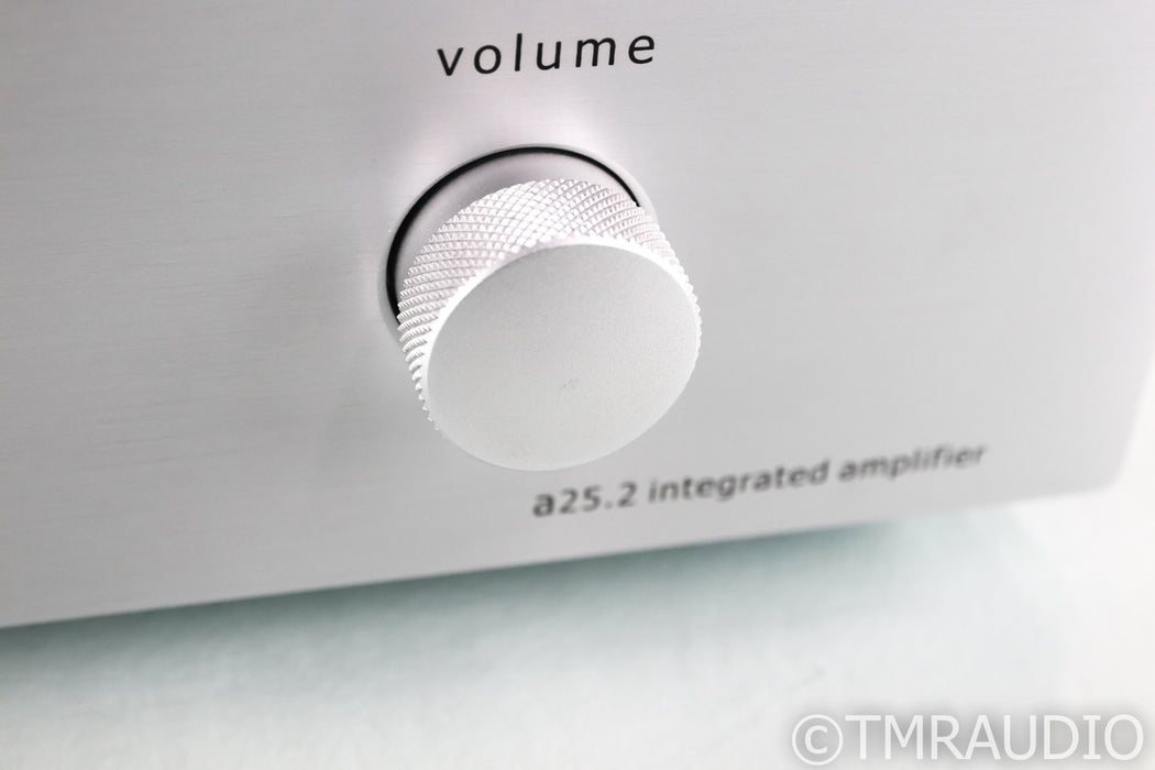Music Hall a25.2 Stereo Integrated Amplifier; Silver