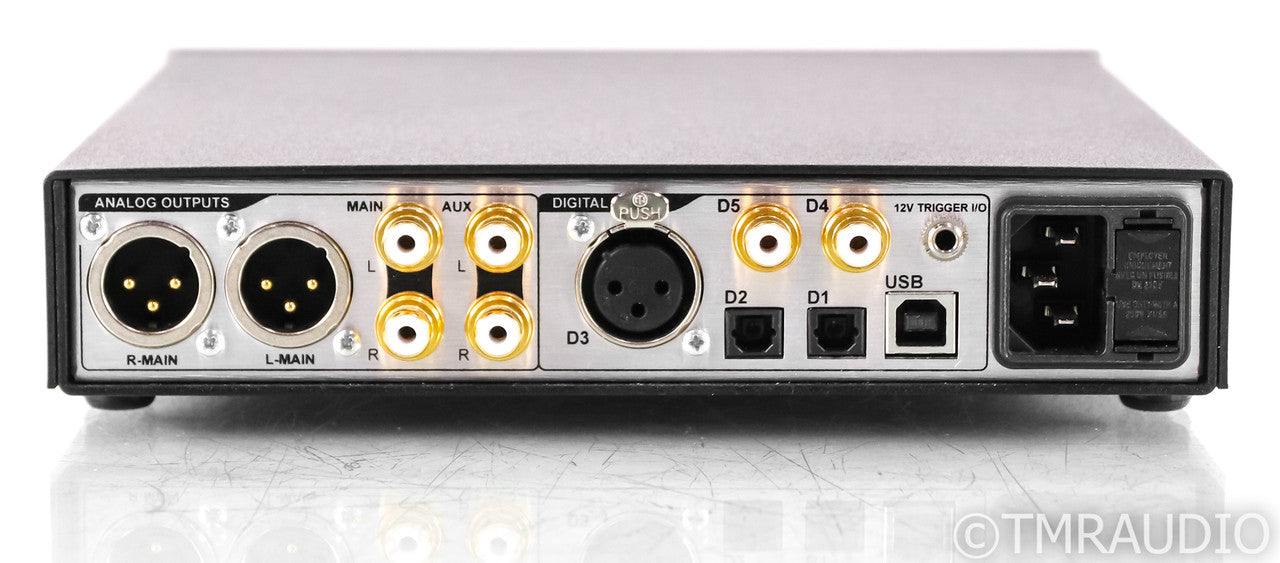 Benchmark DAC2 DX DAC; D/A Converter; Silver; Remote (Re-Manufactured)