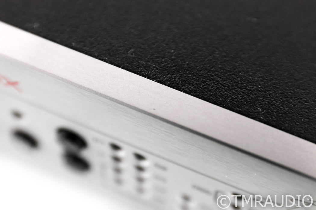 Benchmark DAC2 DX DAC; D/A Converter; Silver; Remote (Re-Manufactured)