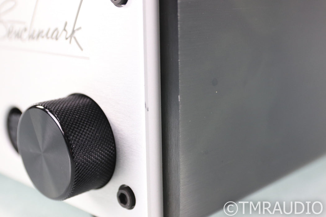 Benchmark HPA4 Headphone Amplifier / Line Preamplifier; Silver; THX