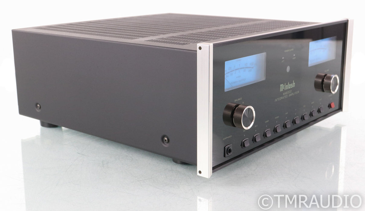 McIntosh MA6300 Stereo Integrated Amplifier; Black; Onboard MM / MC Phono Stage