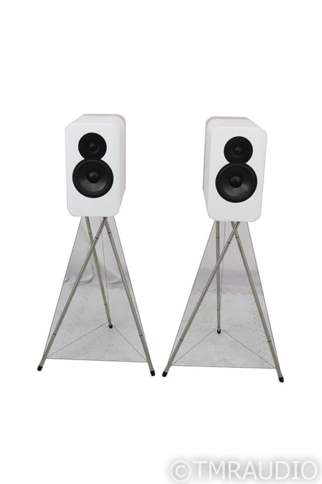 Q Acoustics Concept 300 Bookshelf Speakers; Gloss White with Light Oak Pair