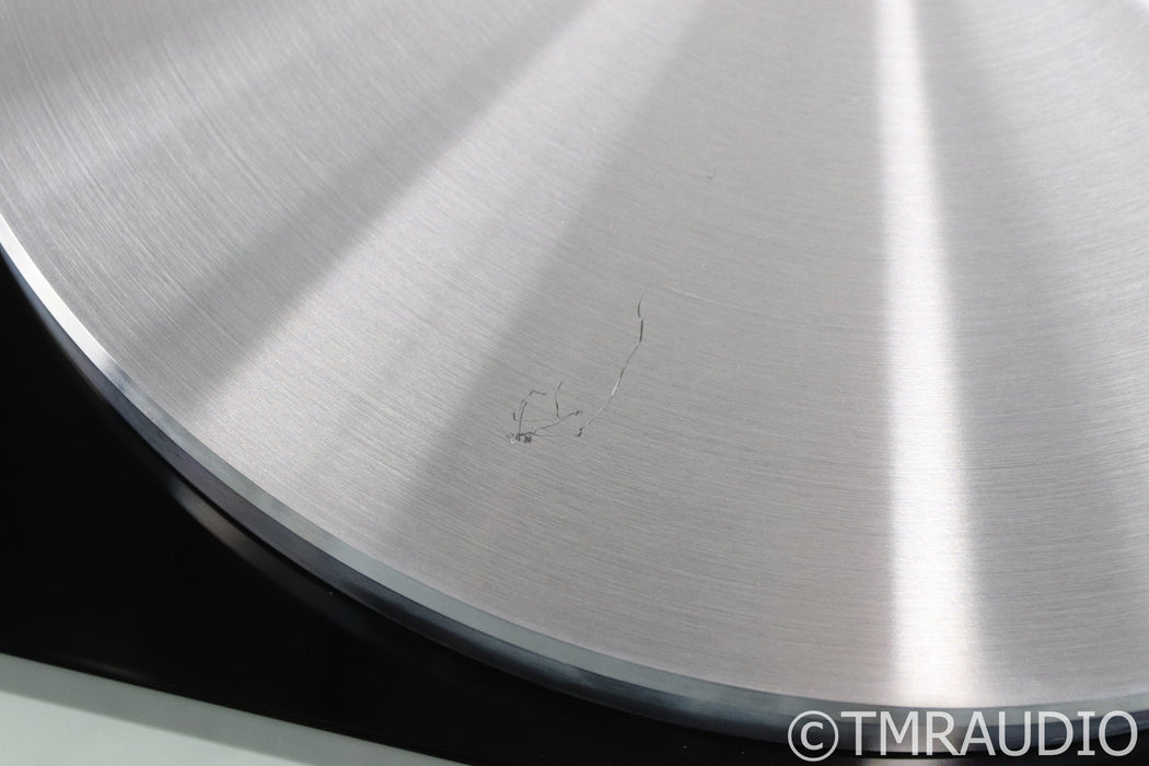 Pro-Ject 1-Xpression Carbon Classic Turntable; Ortofon 2M Silver MM Cartridge