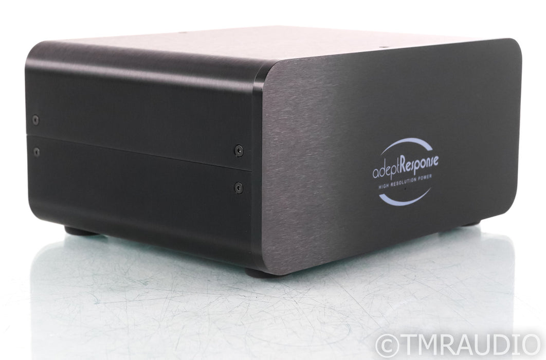 Audience Adept Response aR6-TSSD AC Power Line Conditioner; AR6TSSD; Black; 15A