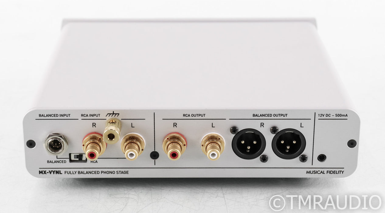 Musical Fidelity MX-Vynl MM / MC Phono Preamplifier; Silver (Open Box)