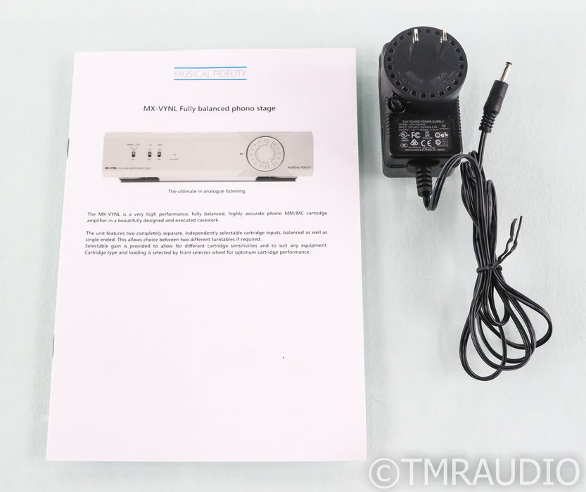 Musical Fidelity MX-Vynl MM / MC Phono Preamplifier; Silver (Open Box)