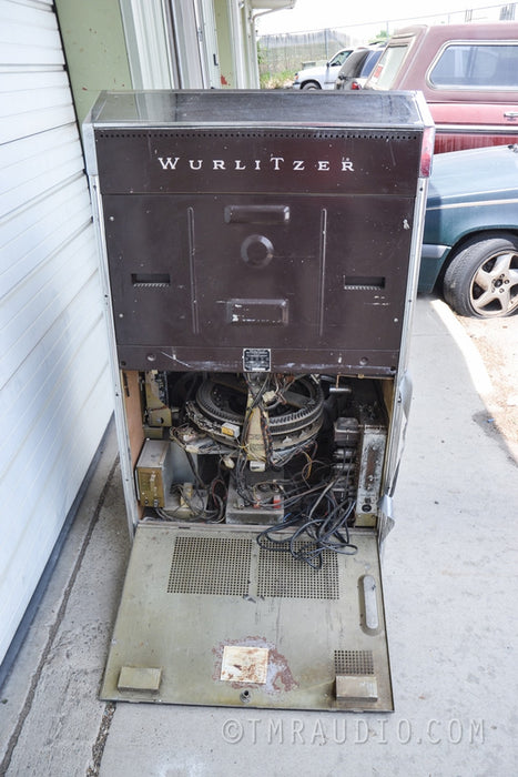 Vintage Wurlitzer Model 2700 Chrome 45 Jukebox w / Tube Amplifier AS-IS
